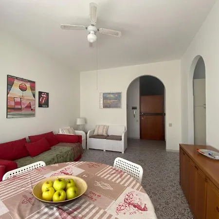 Apartment Mima White House *