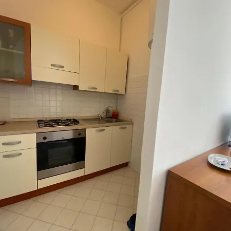 Apartment Mima White House